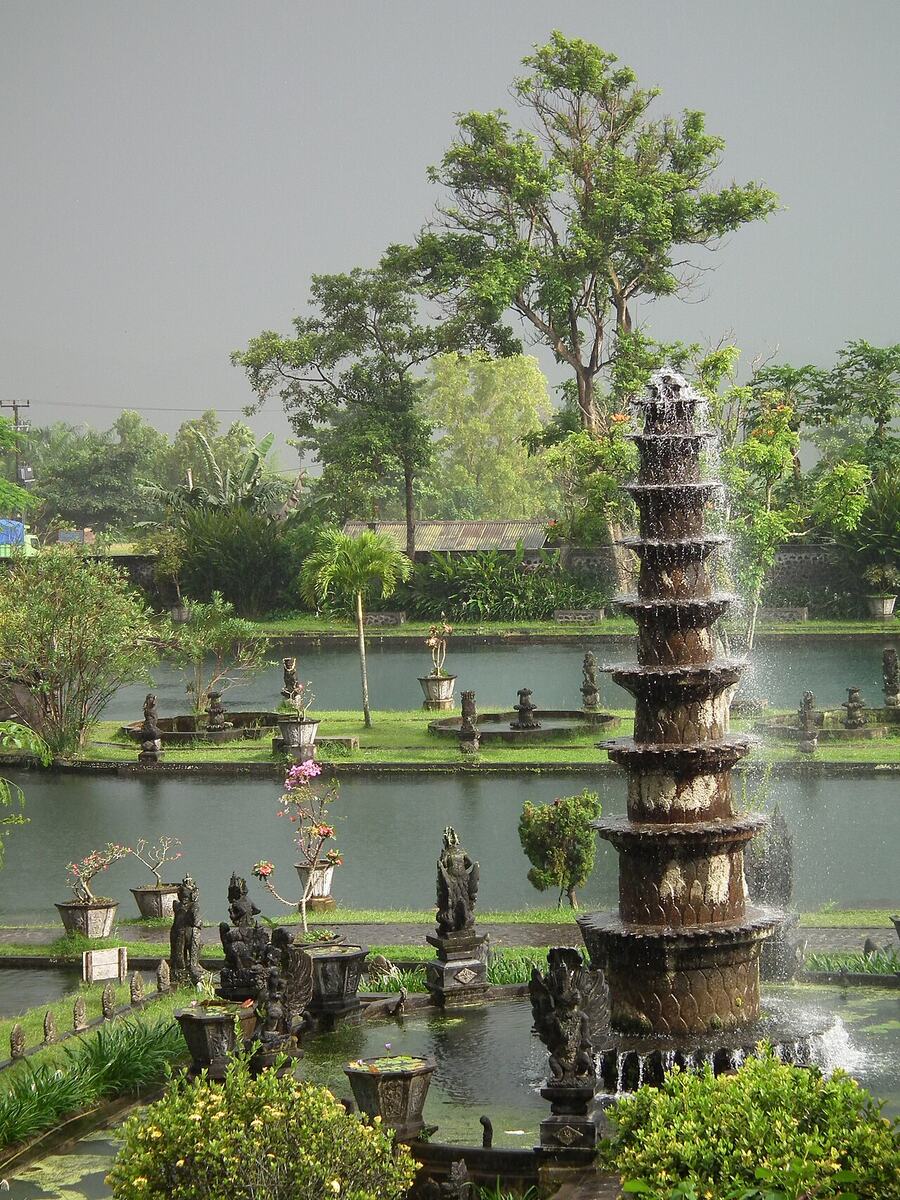 Taman Air Tirta Gangga, Karangasem